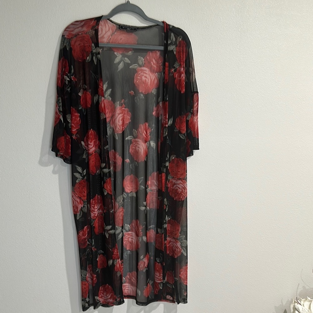 Maternity vibes Black and Red Floral Mesh Robe